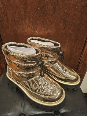 Michael Kors Metallic Gold Women's Winter Ankle Boots